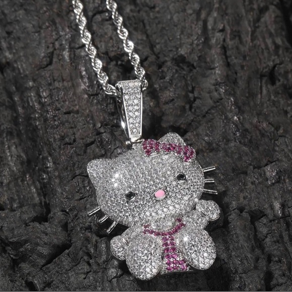 Hello kitty necklace, hello kitty pendant, hello kitty jewelry - Picture 6 of 11